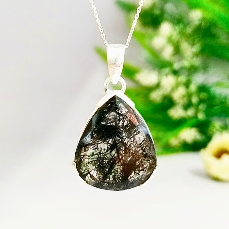 Turmalin Geçişli Kuvars Doğal Taş Kolye - TSR1242