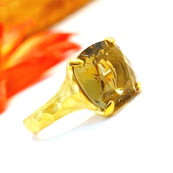 Topaz Taşlı Özel Tasarım Doğaltaş Yüzük