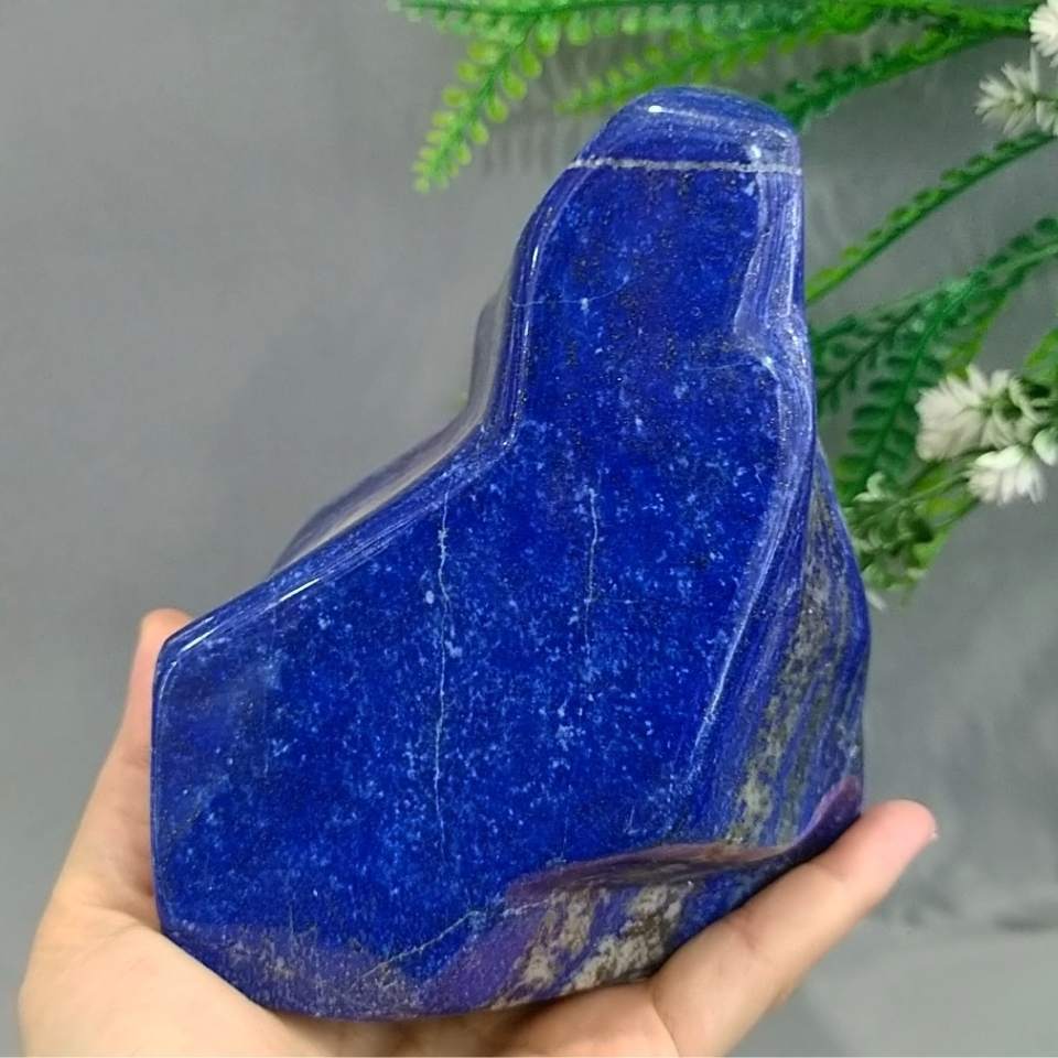 lapis lazuli doğal taş kütle 1770 gr