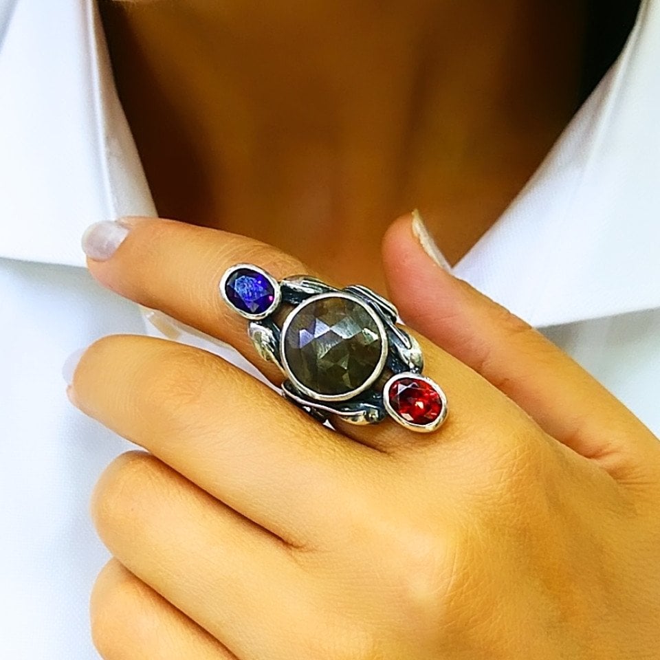 Natural sapphire stone special design ring - ots1167
