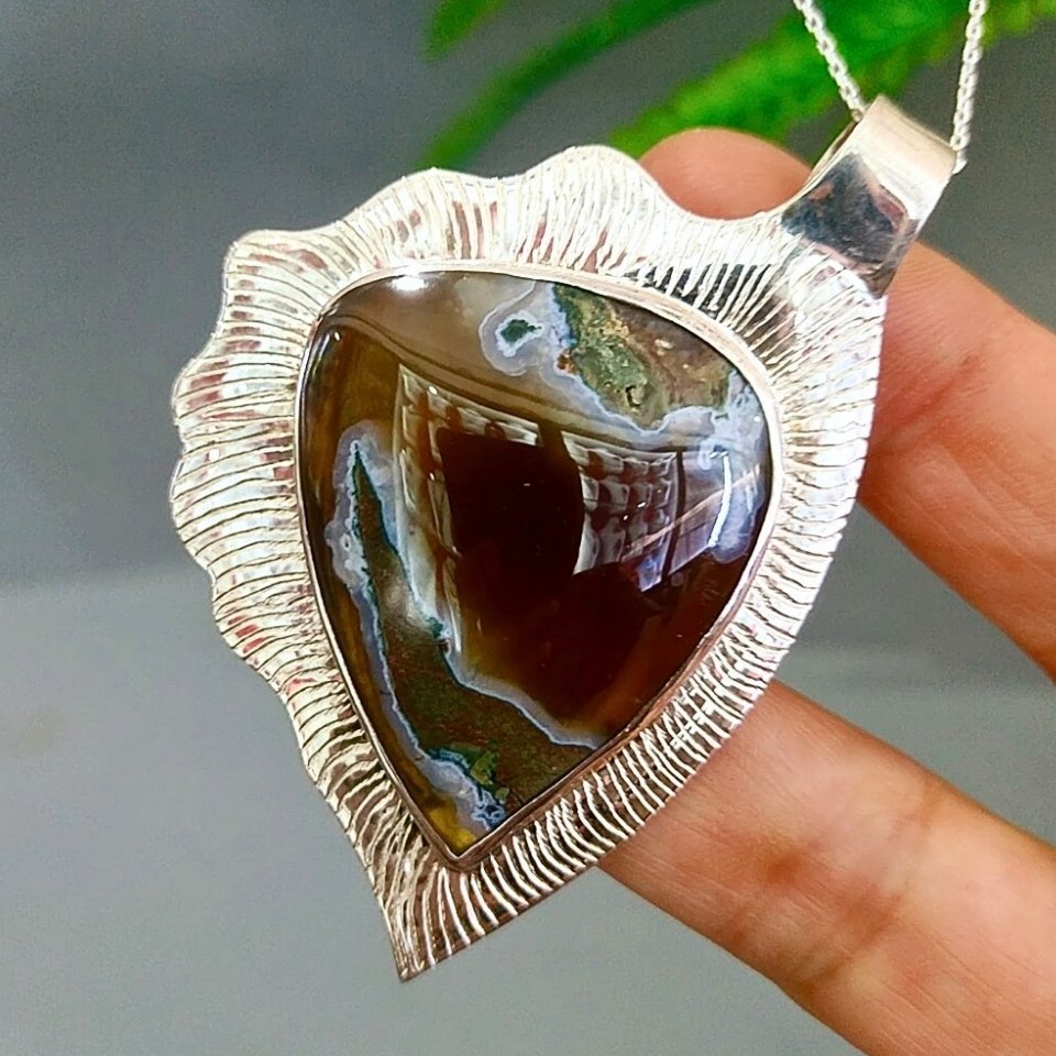 ağaç opal özel tasarım doğal taş gümüş kolye