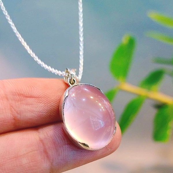 pembe kuvars