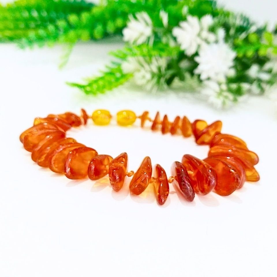 Tropfen-Bernstein-Natursteinarmband 00440