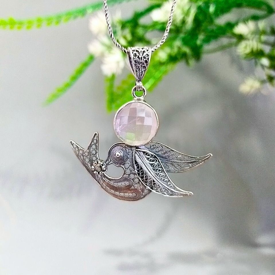 Special Design Rose Quartz Stone Necklace P01