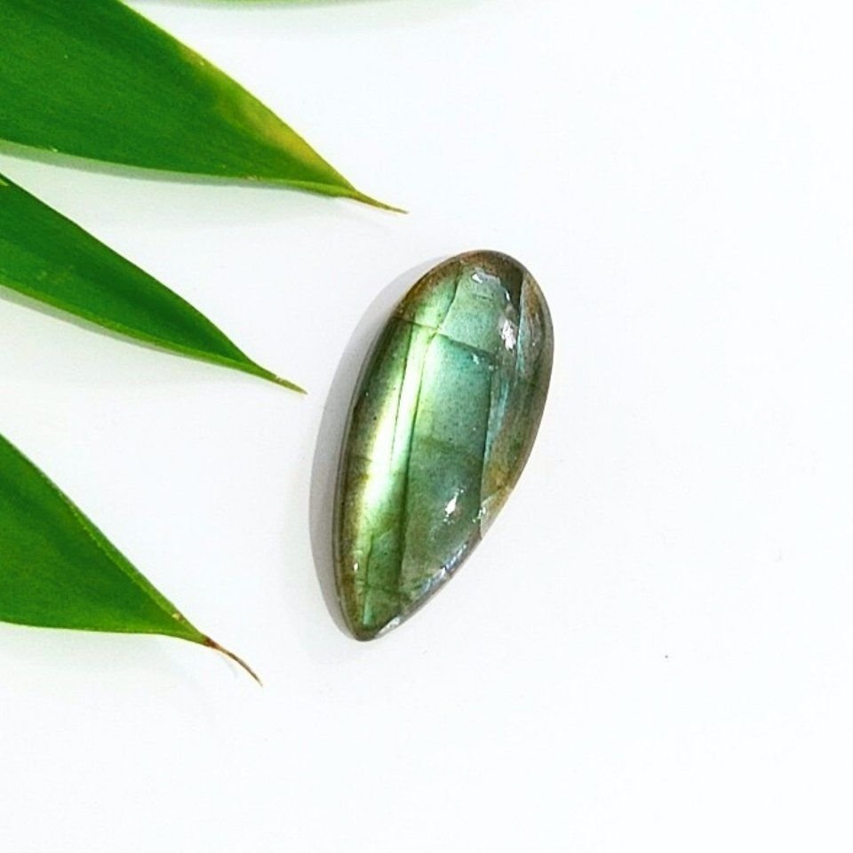 Labradorit-Stein-Cabochon – KAB362