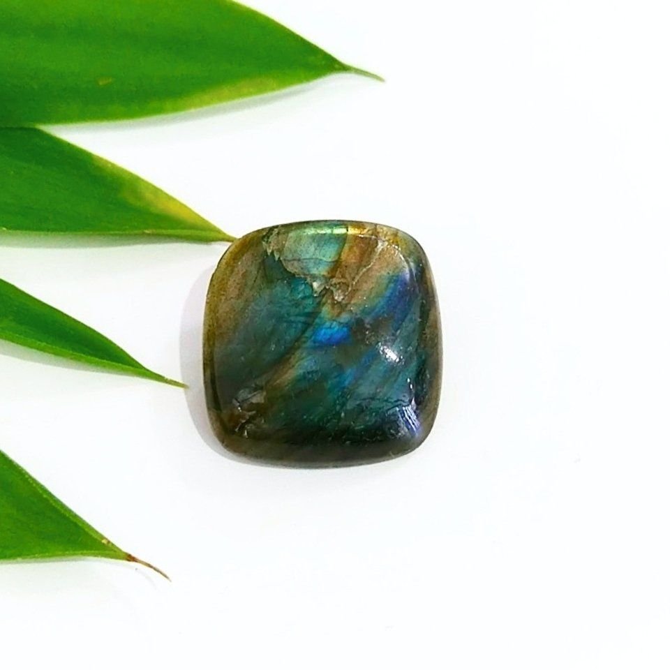 Labradorit-Stein-Cabochon – KAB364