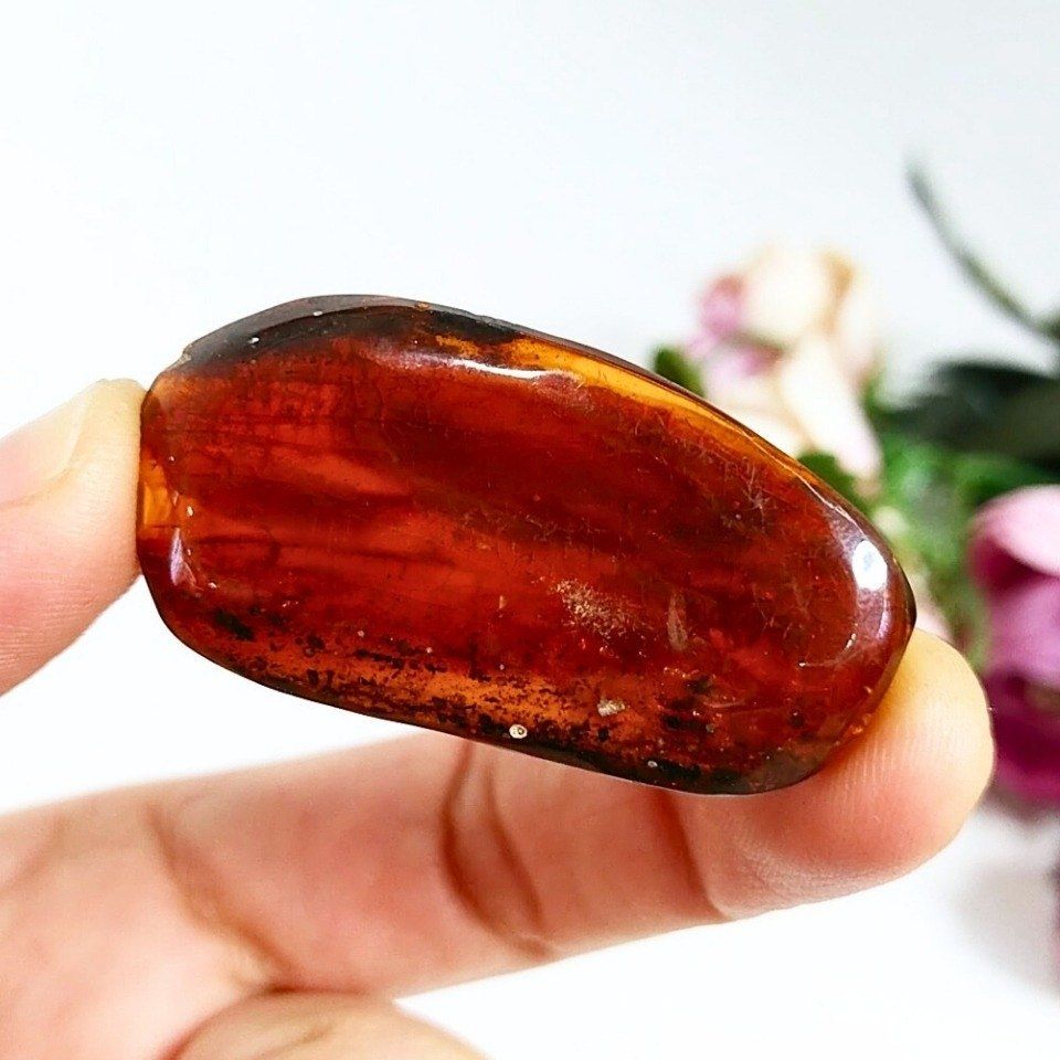 Special Design Antique Amber Brooch K06