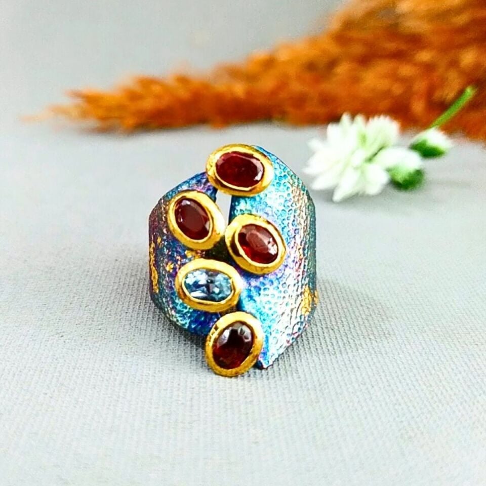 Granat Blue Topaz Taşı Özel Tasarım Yüzük