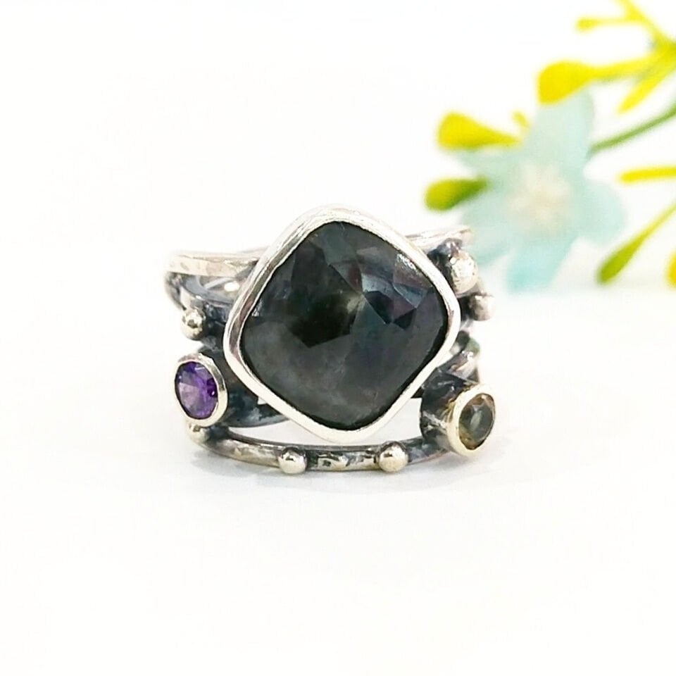 Sapphire Stone Special Design Ring - OTS1123