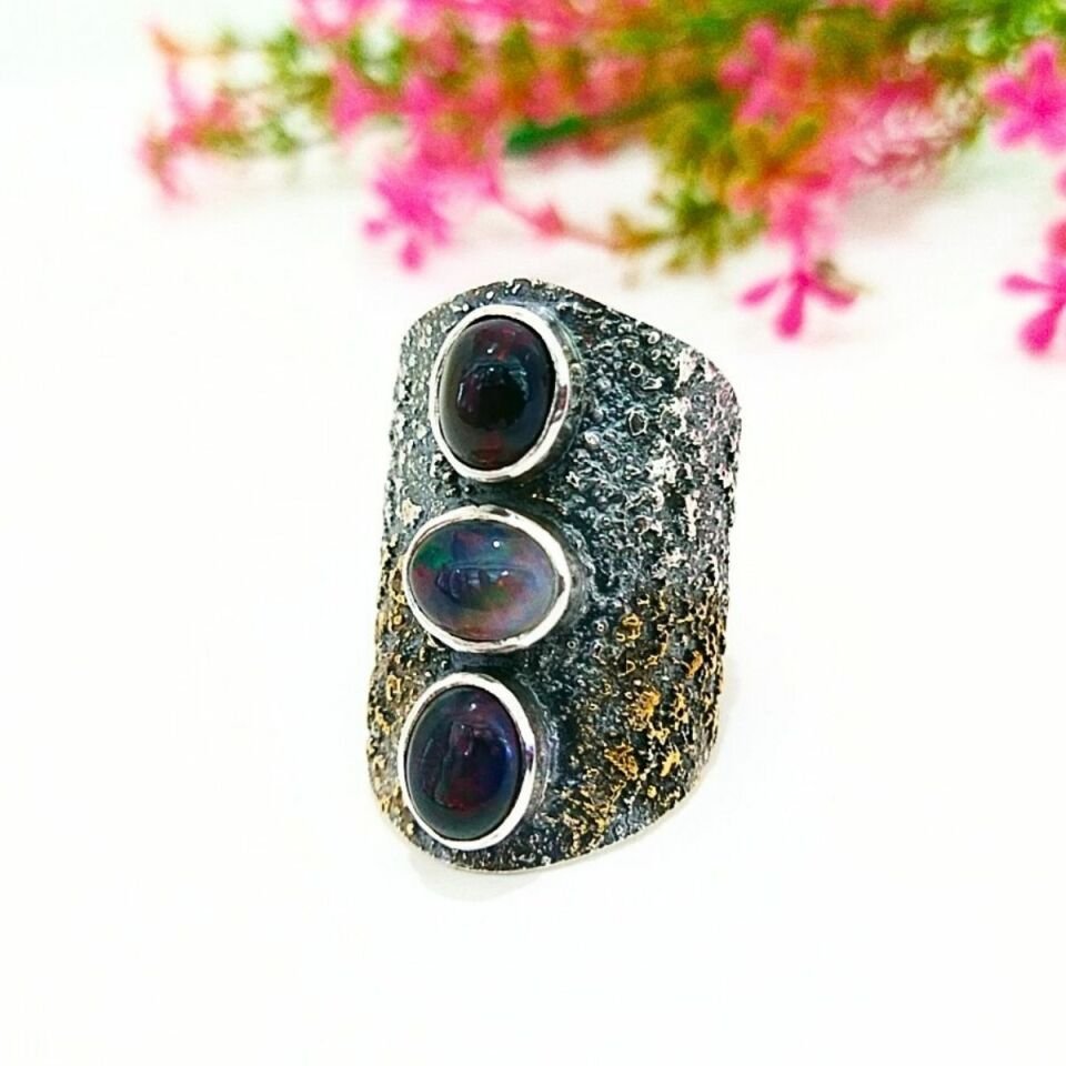 Opal Taşı Yüzük