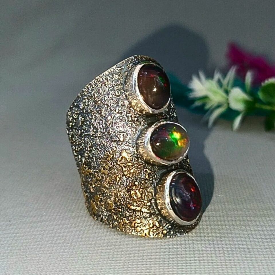 Opal Taşı Yüzük