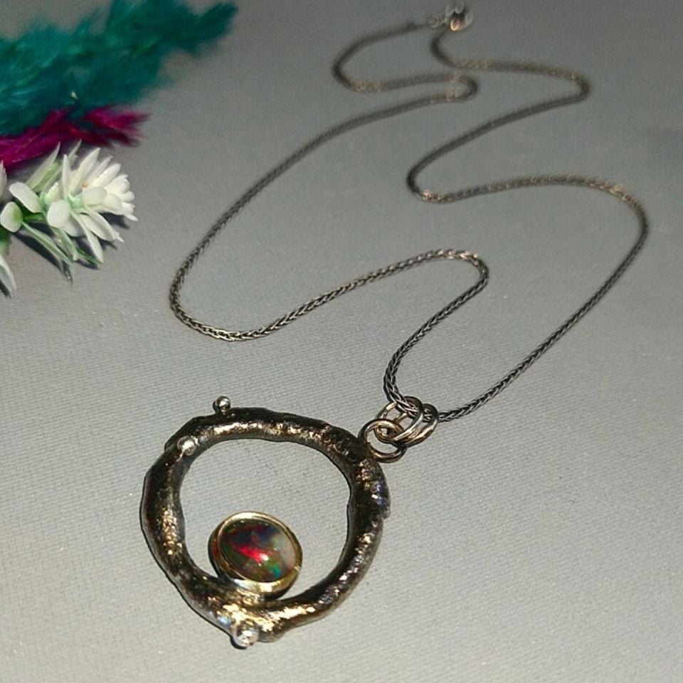 Opal Taşı Kolye