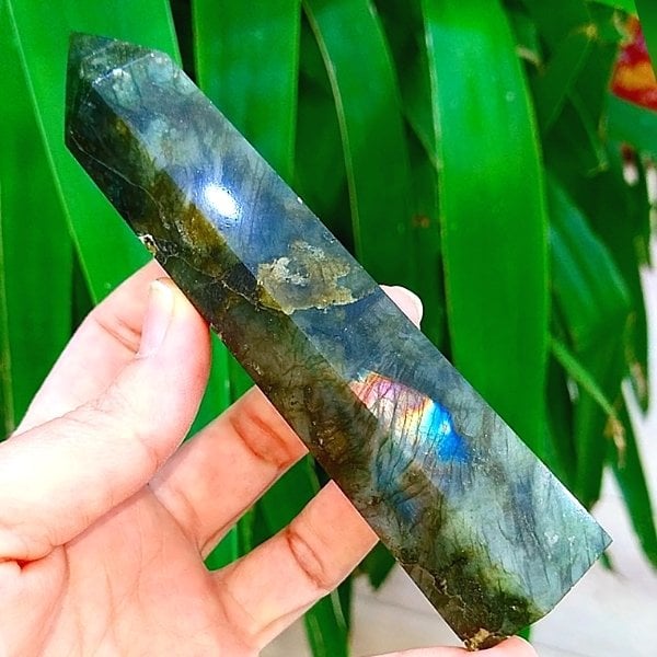 Labradorit Taşı Koleksiyonluk Kule 13,5 cm