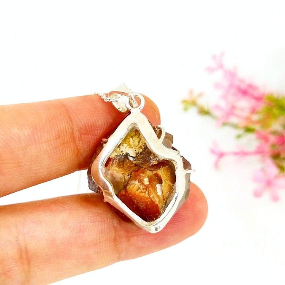Vanadinite Stone Special Design Necklace – TSR1361