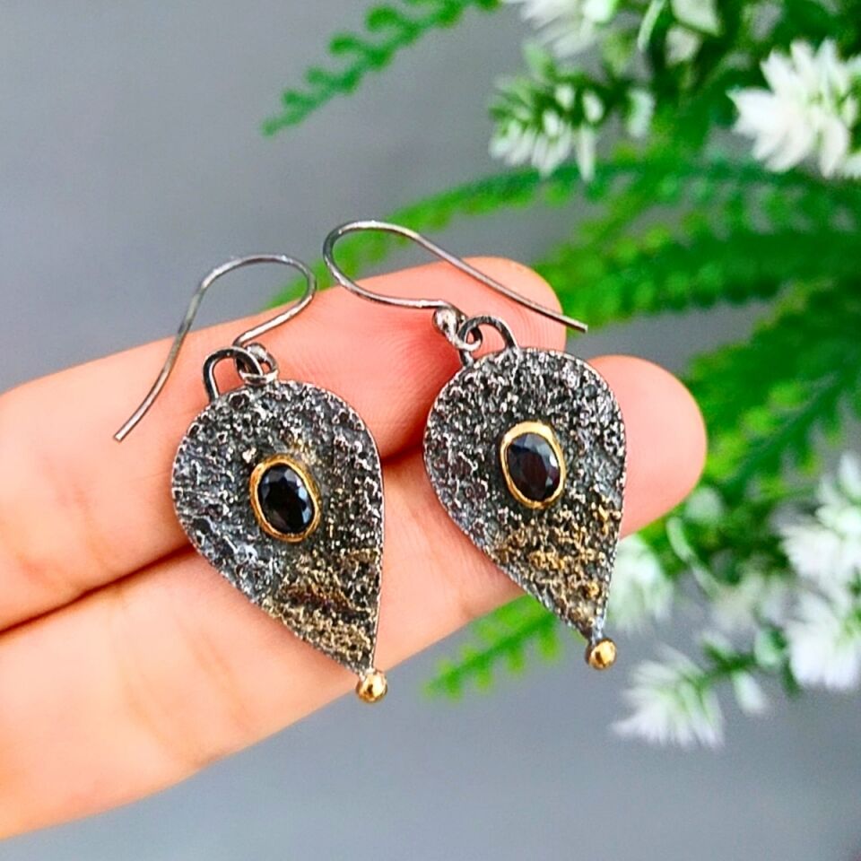 Safir Taşı Özel Tasarım Küpe