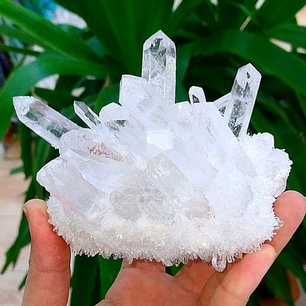 Kristal Kuvars Koleksiyonluk Doğaltaş Kütle 609 gr