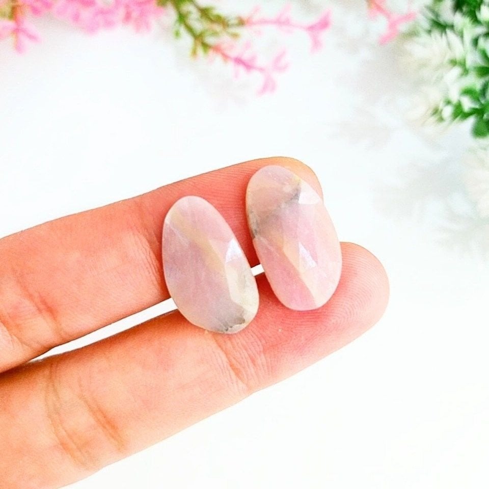 Doğal Safir Taşı Fasetli Kabaşon 16 Karat