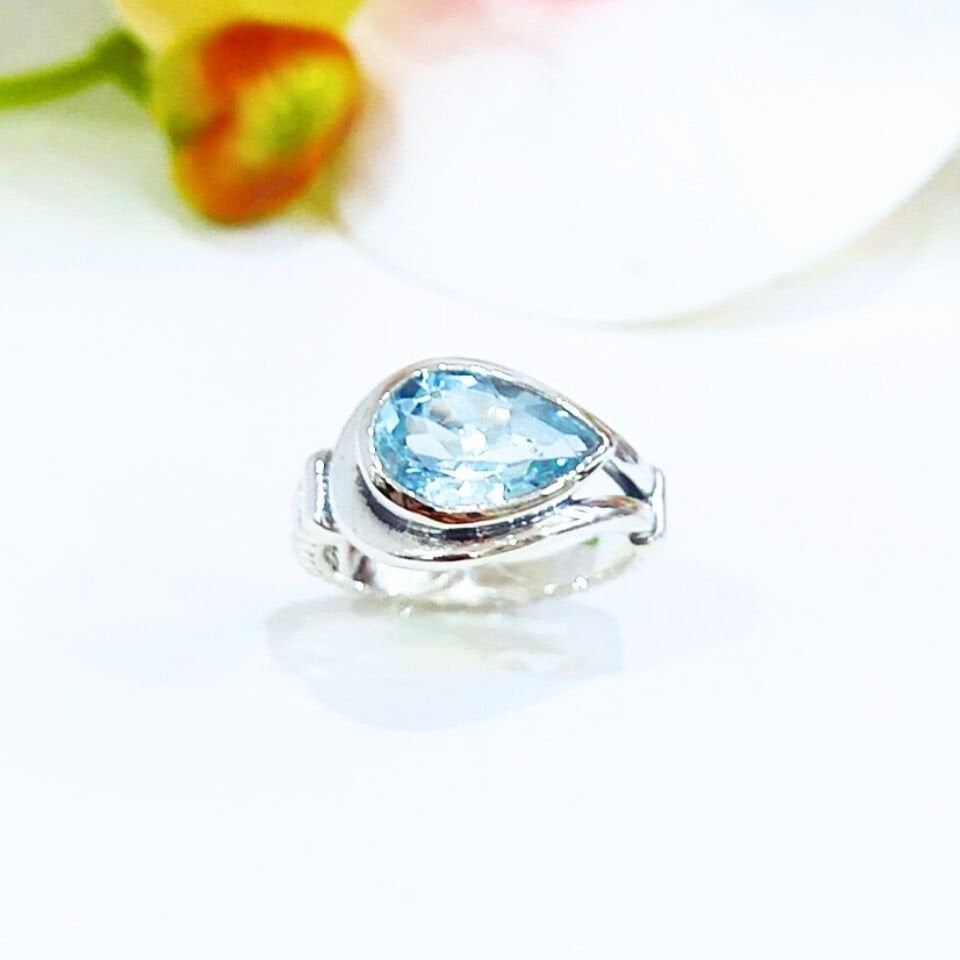 Blue Topaz Special Design Ring - OTS1140