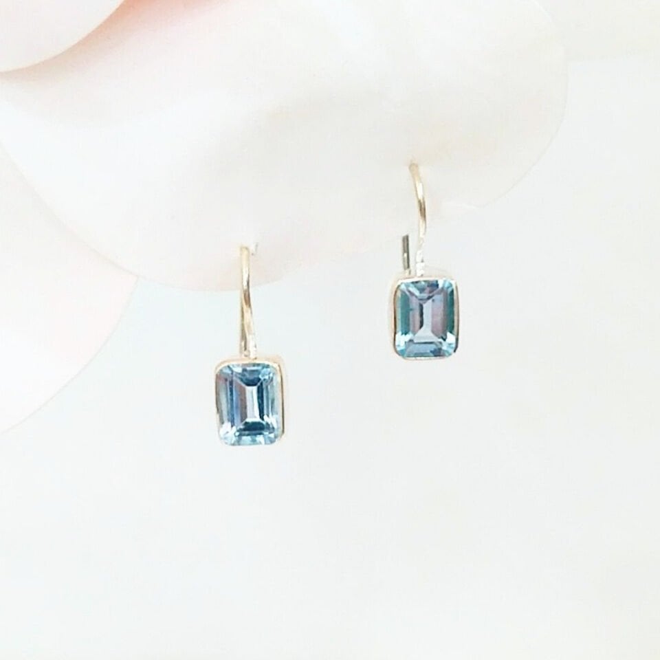 Mavi Topaz Özel Tasarım Küpe - KP958