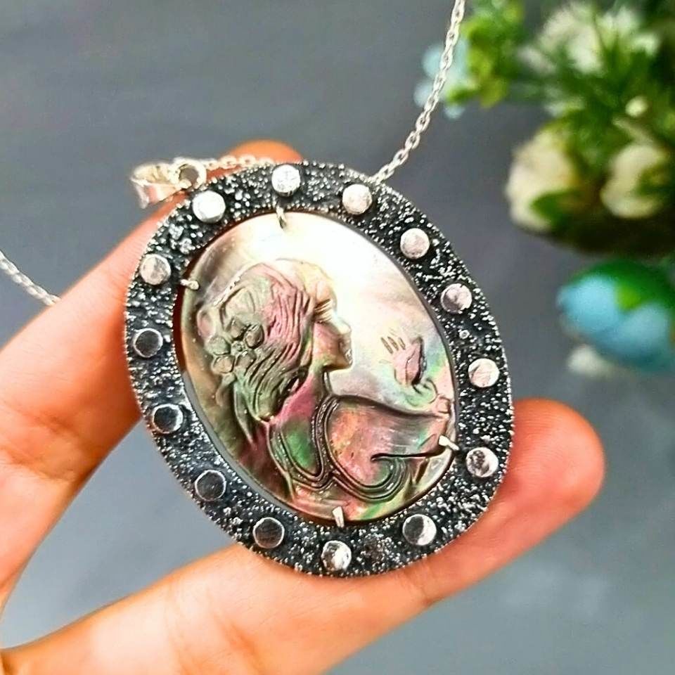 Sedef Carving Özel Tasarım Kolye