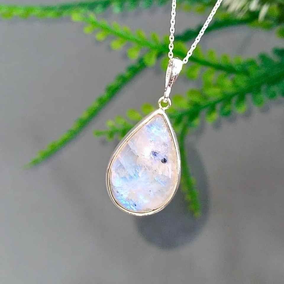 Moonstone Natural Stone Necklace