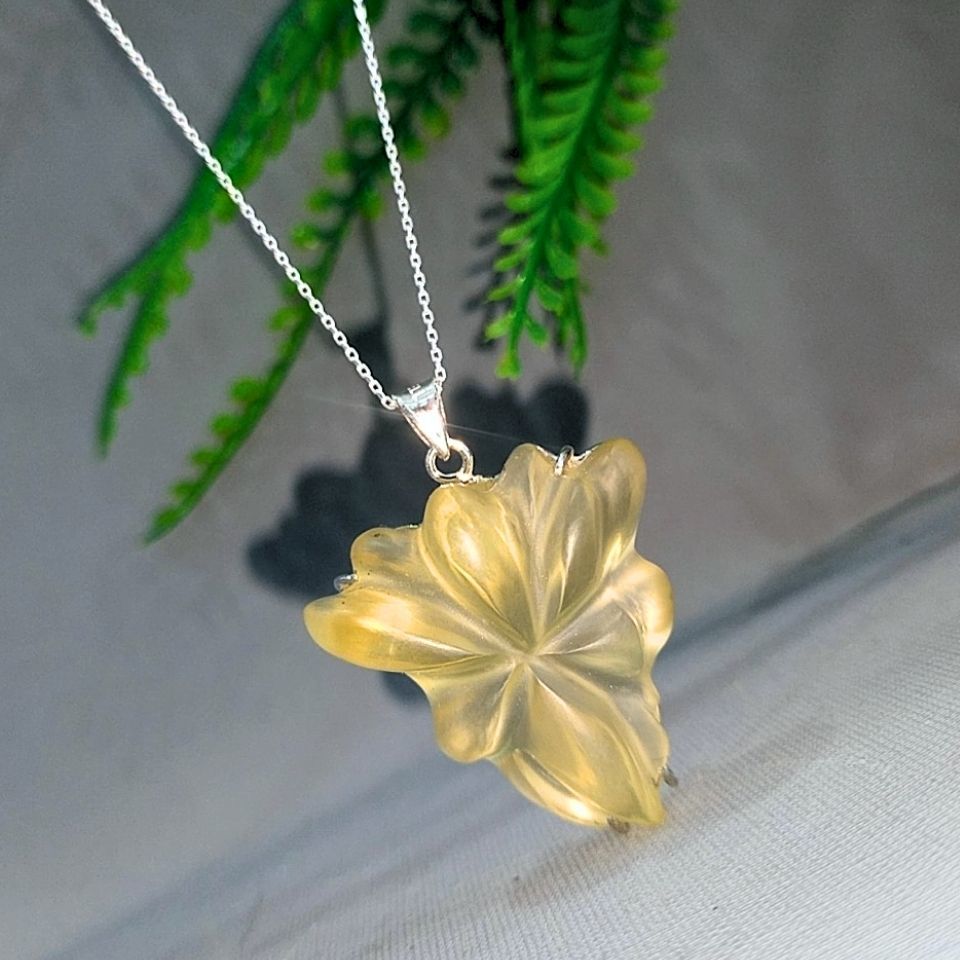Sitrin Taşı Carving Kolye