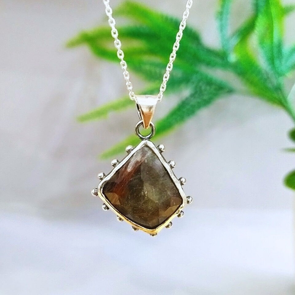 Doğal Safir Taşı Özel Tasarım Kolye – TSR1386