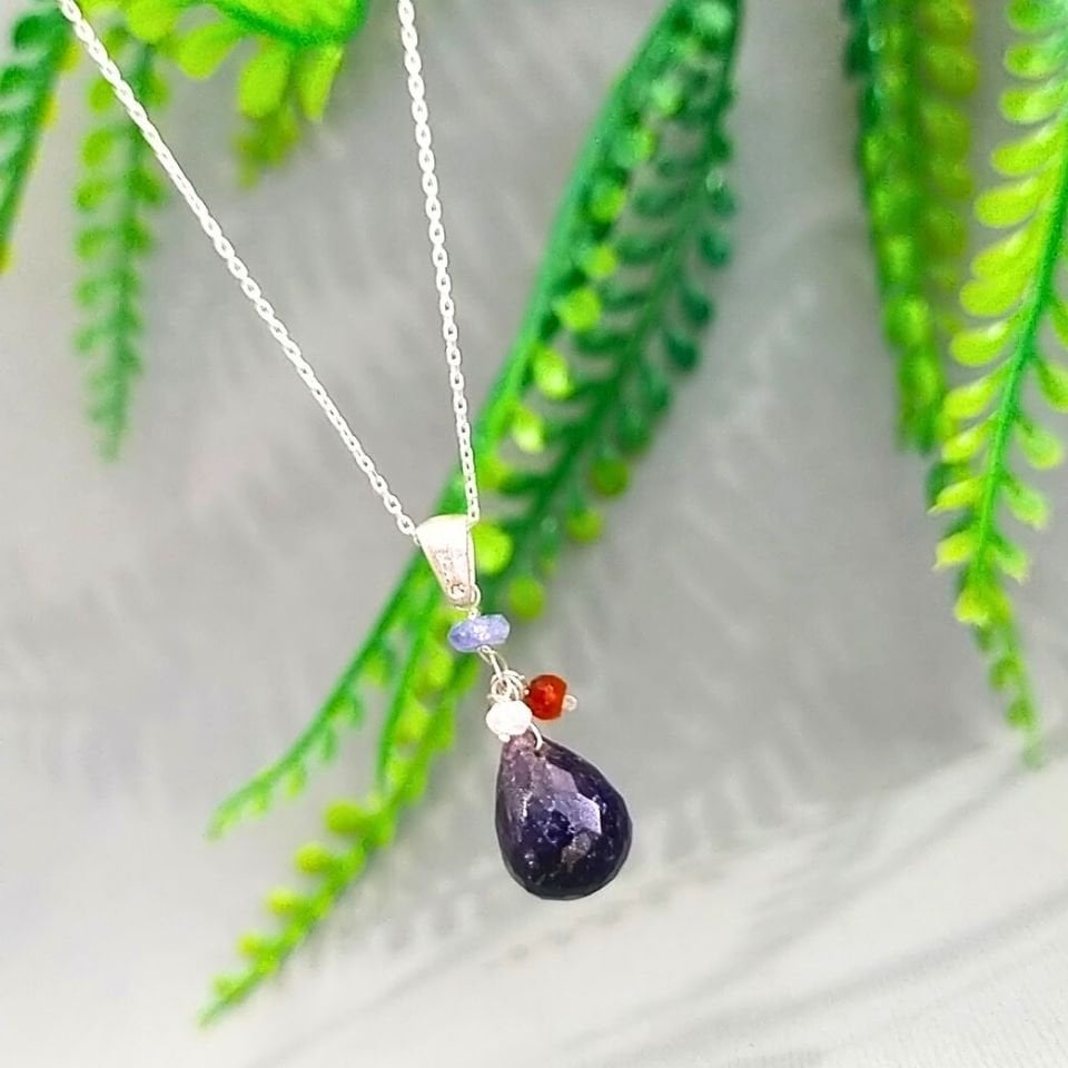 Safir Taşı Kolye