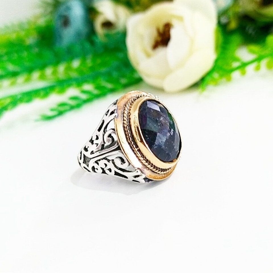 Herrenring mit Saphirstein - ERY70