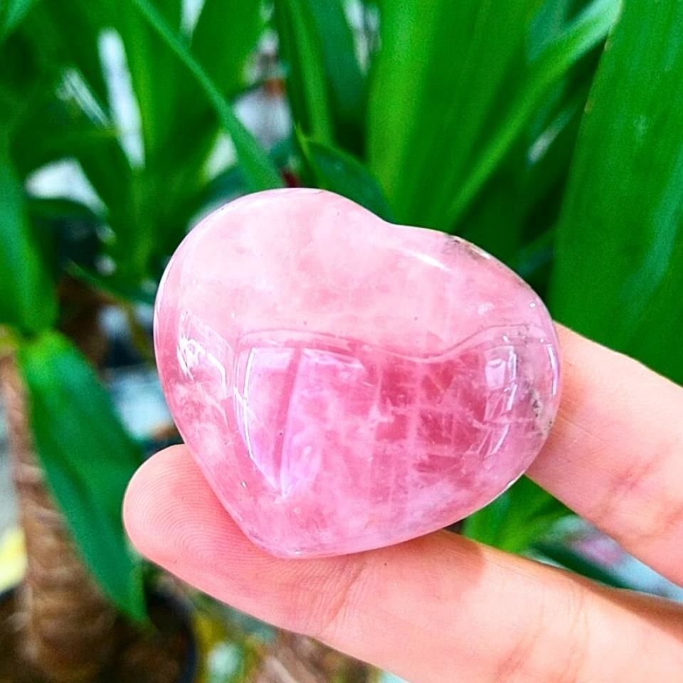 Pembe Kuvars Taşı Kalp Obje