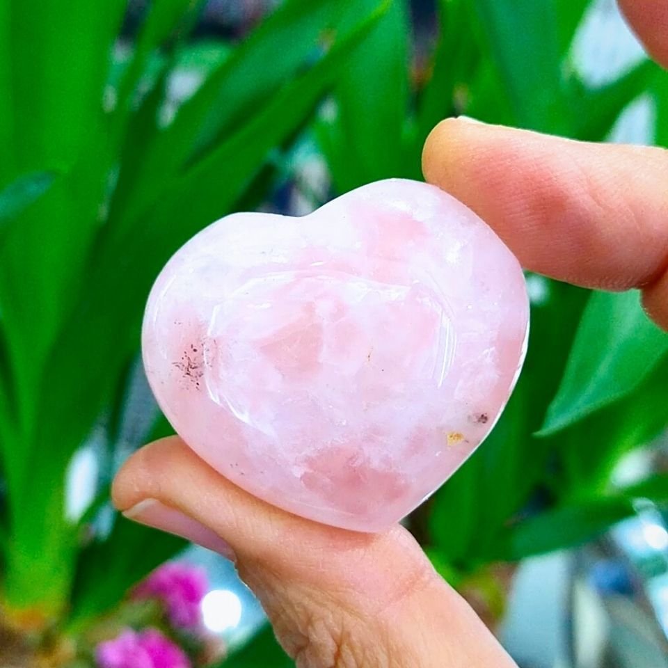 Pembe Kuvars Taşı Kalp Obje