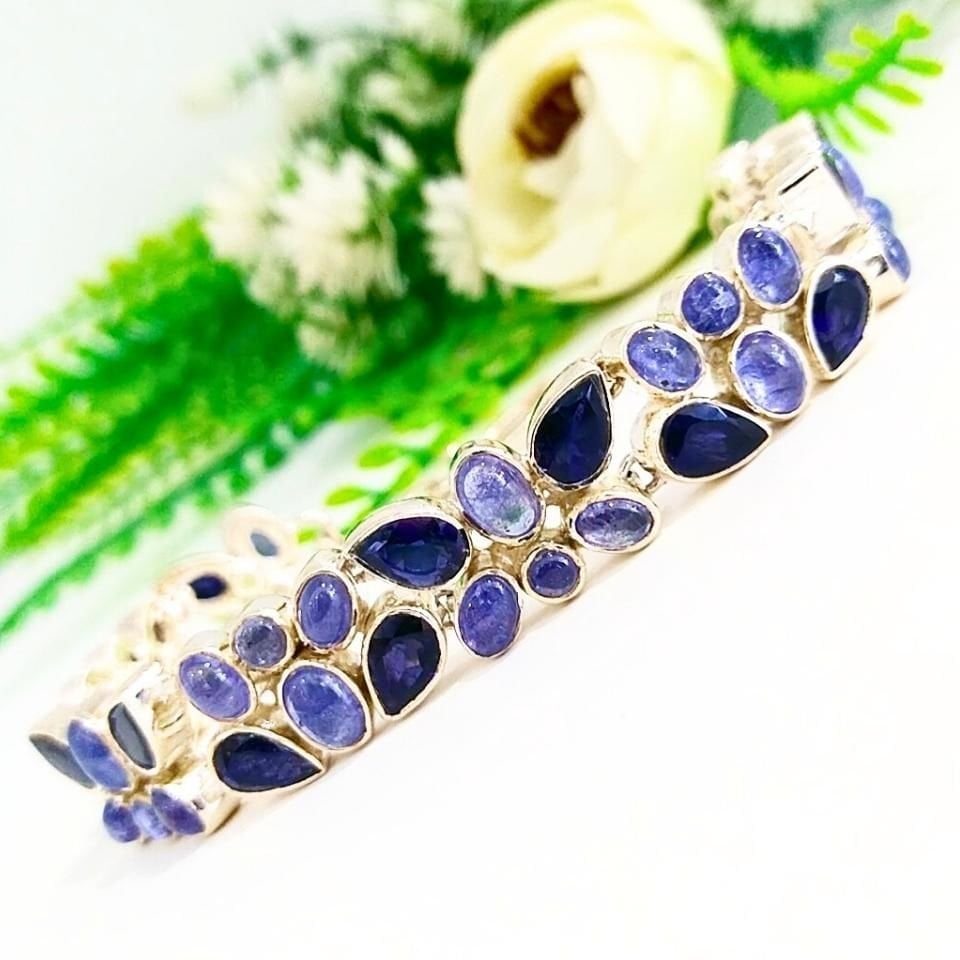 Armband mit Tansanit- und Iolithstein im Sonderdesign – OTB145