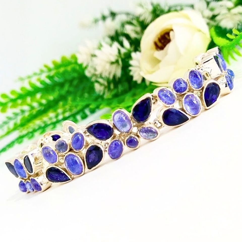 Armband mit Tansanit- und Iolithstein im Sonderdesign – OTB145