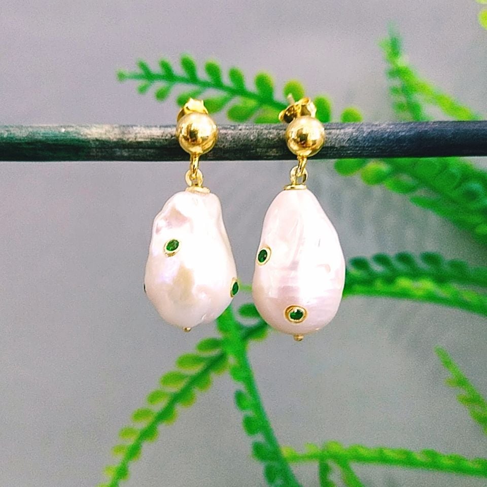 Baroque Pearl Special Design Earrings
