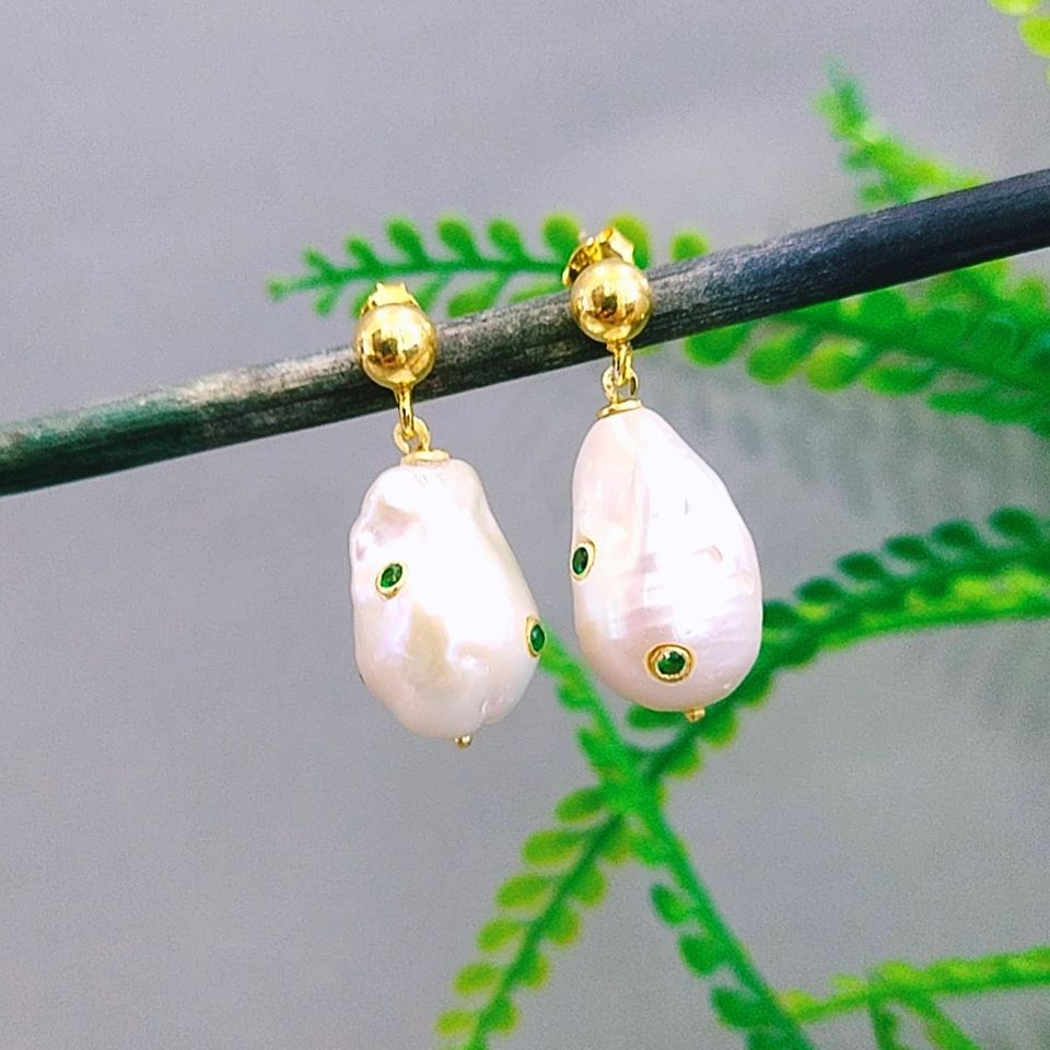 Baroque Pearl Special Design Earrings