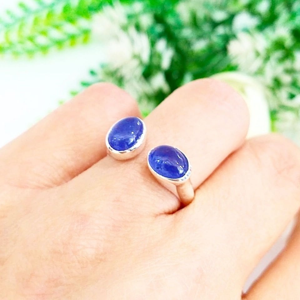 Tanzanite Stone Special Design Ring - OTS991