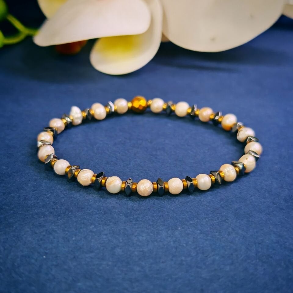 Pearl and Hematite Natural Stone Bracelet - BLK968