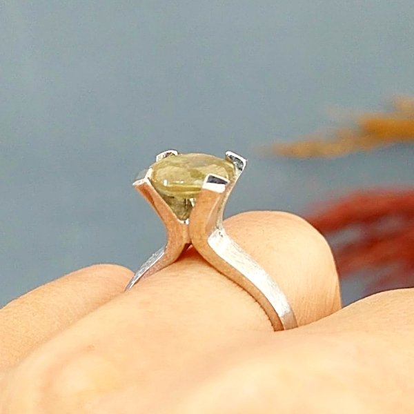 Diaspor Özel Tasarım Doğaltaş Yüzük 2.90 ct