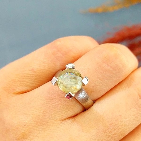 Diaspor Özel Tasarım Doğaltaş Yüzük 2.90 ct