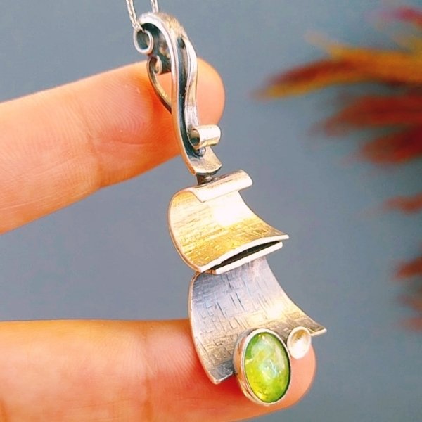 Zebercet Peridot Sonderdesign Halskette