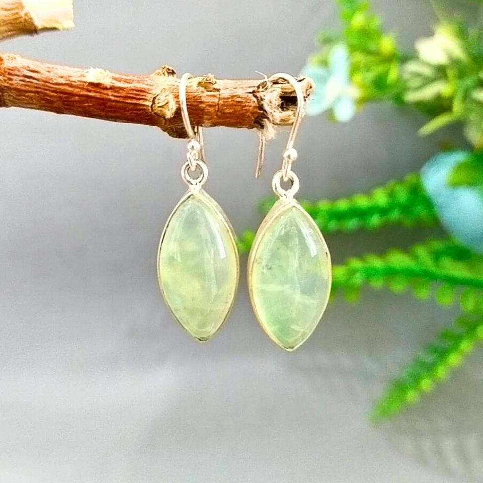 Prinayt Stone Special Design Natural Stone Earrings