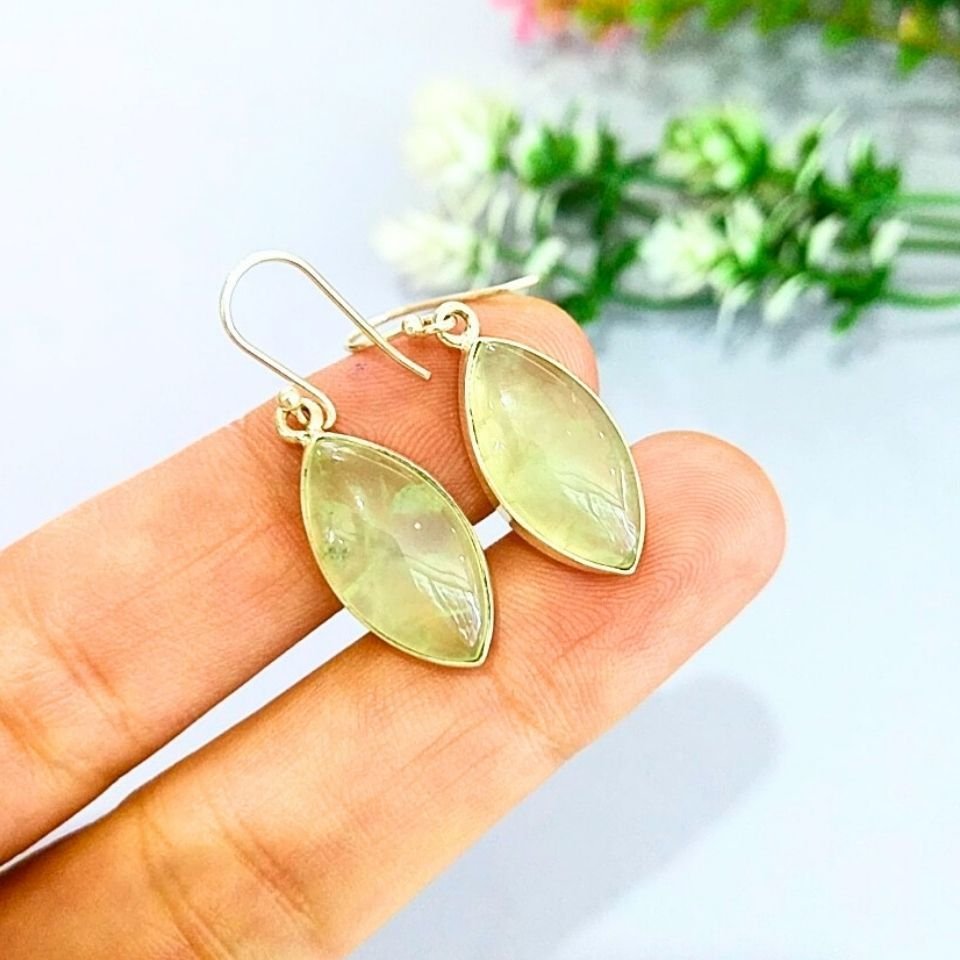 Prinayt Stone Special Design Natural Stone Earrings