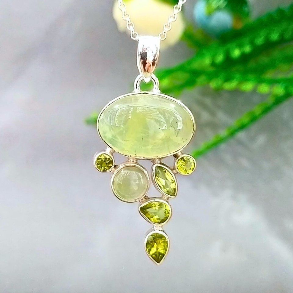 Prinayt Stone Special Design Natural Stone Necklace