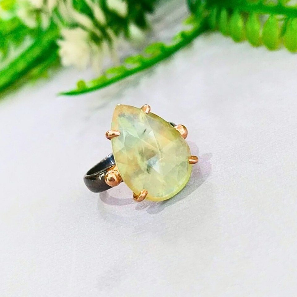 Prinayt Stone Special Design Ring