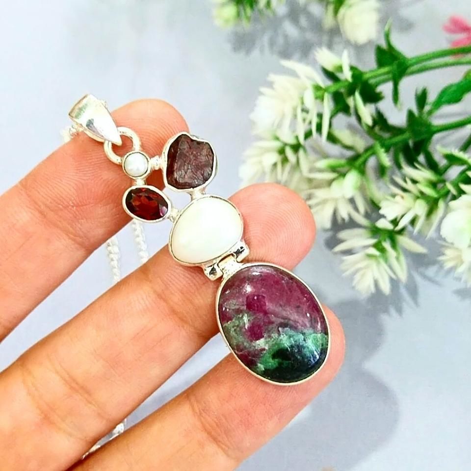 Rubyzoisit Taşı Özel Tasarım Kolye
