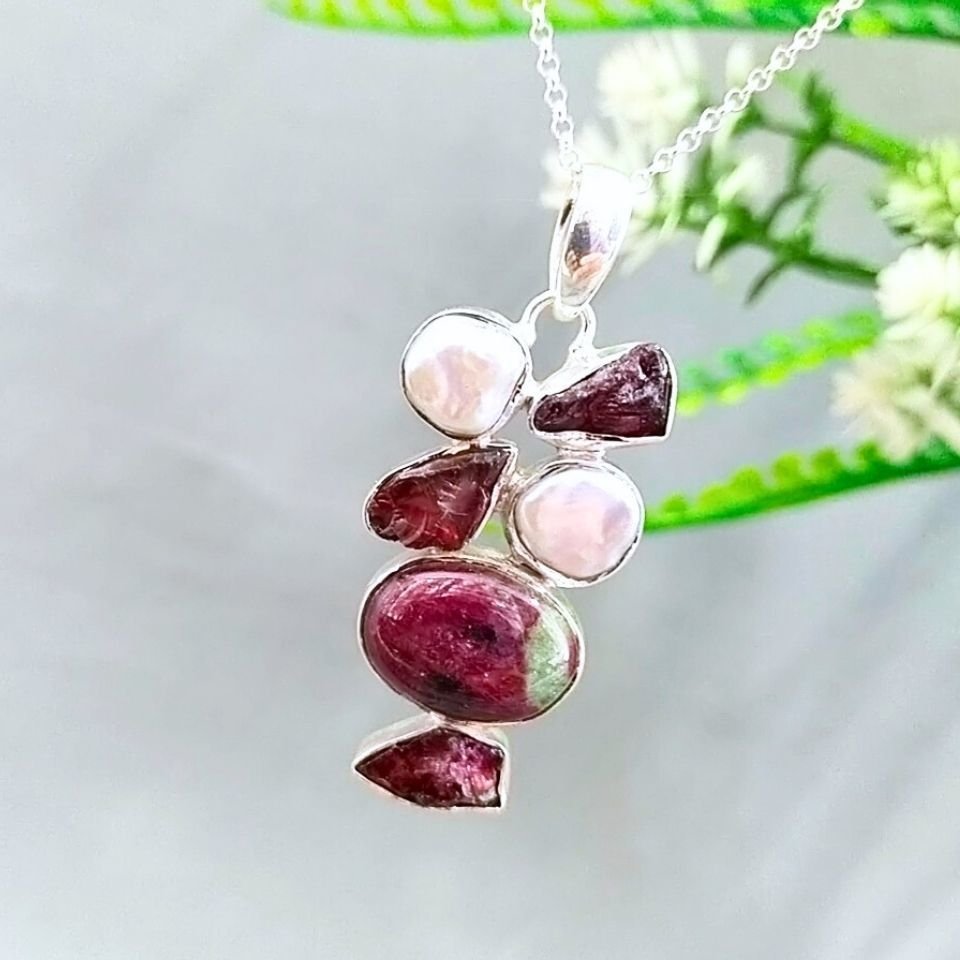 Rubyzoisit Taşı Özel Tasarım Kolye