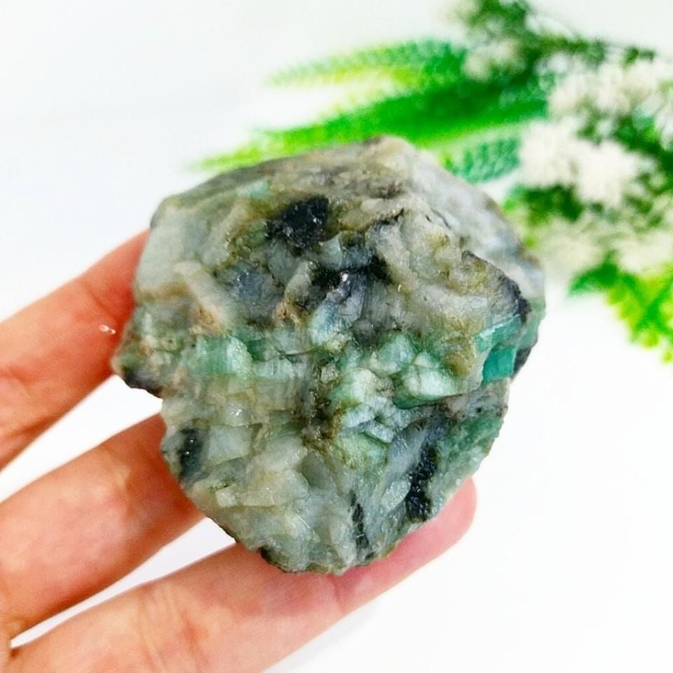 Biotite Zümrüt Doğal Taş Kütle - MNR1026