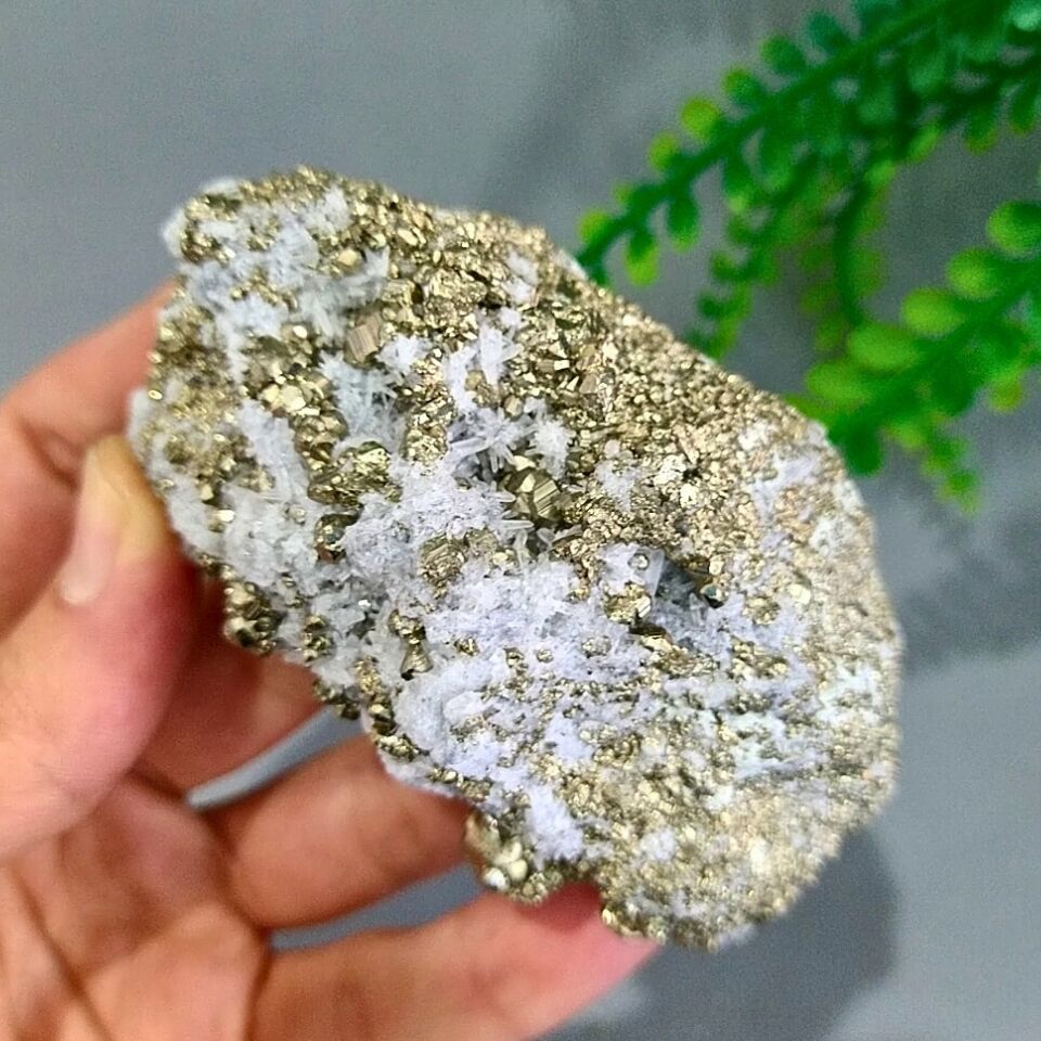 Pyrit Quarzkristall Naturstein Masse