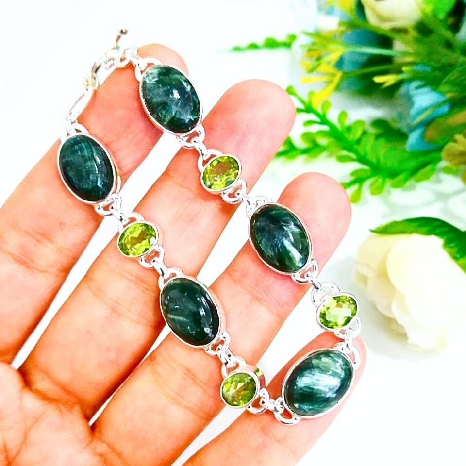 Seraphinite and Chrysolite Stone Special Design Bracelet