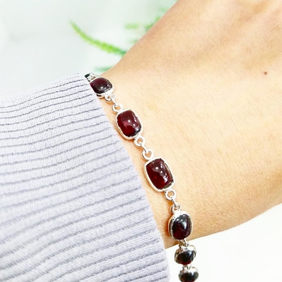 Garnet Stone Special Design Bracelet - OTB164